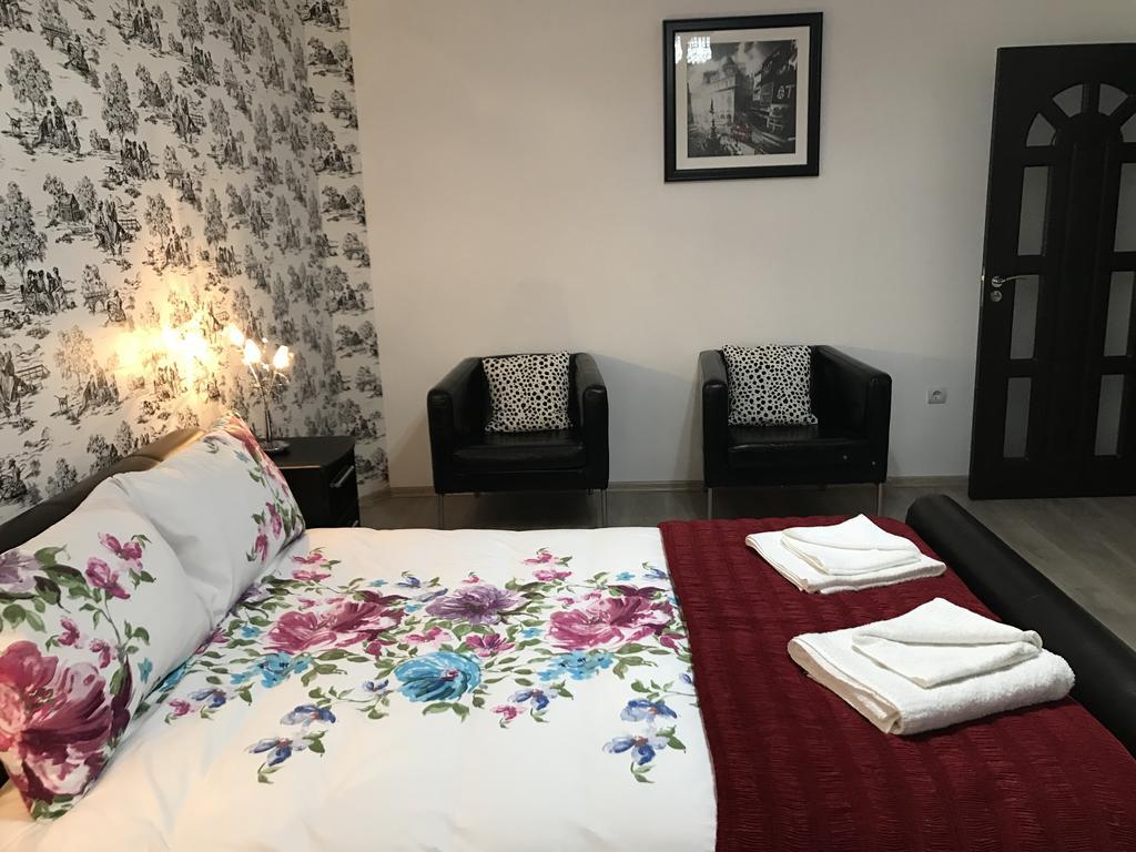 The Castle Apartment Gura Humorului Chambre photo